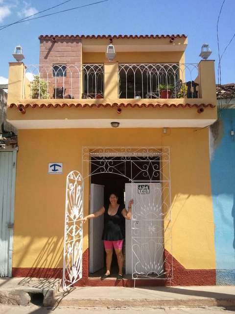 Anarelys Basulto photo
