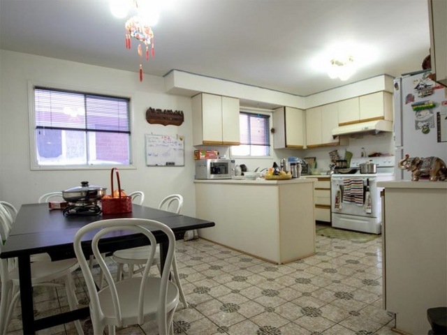 Host family in Toronto Canada
