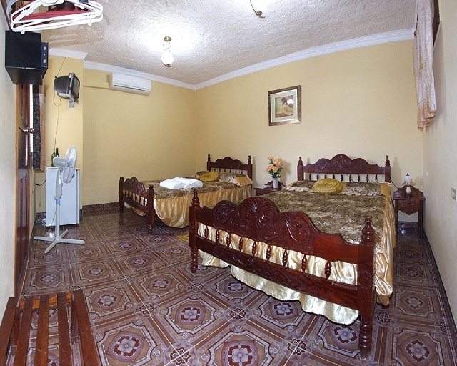 Hostal Dr Suarez y Sra Addys photo