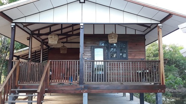 Host family in Isaan Thailand