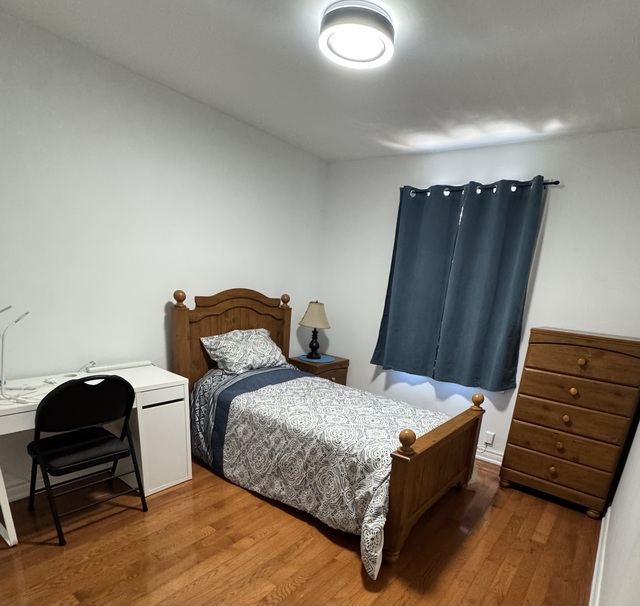 Host family in Toronto Canada